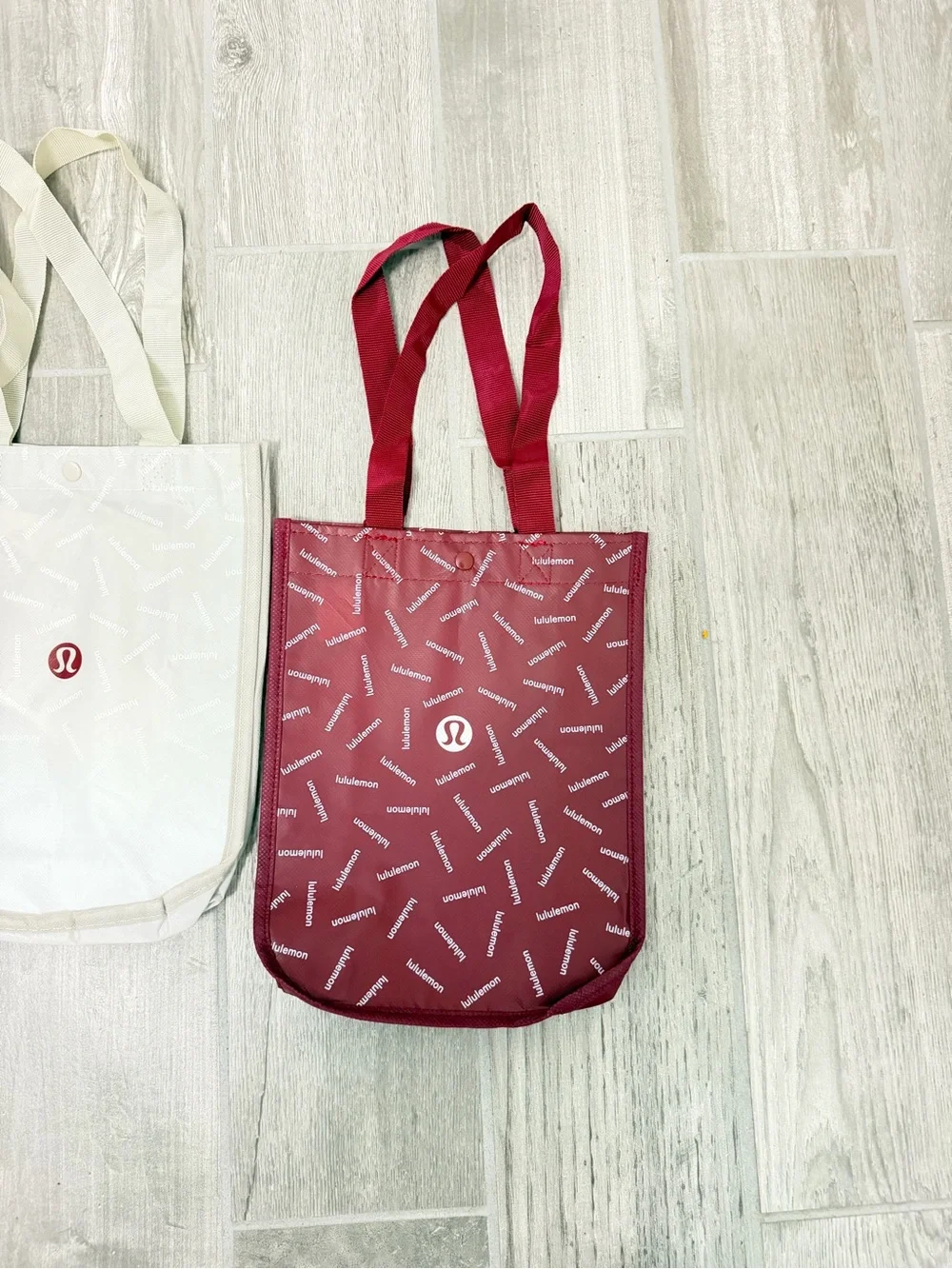 lululemon athletica Burgundy and Cream Logo Tote (3) Set